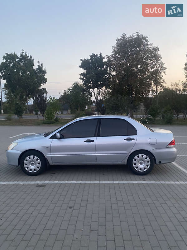 Седан Mitsubishi Lancer 2003 в Коломиї