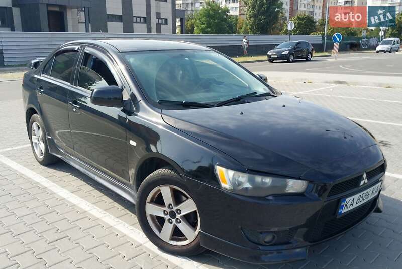 Седан Mitsubishi Lancer 2007 в Киеве