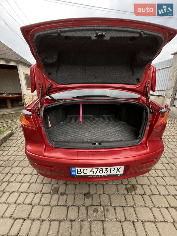 Седан Mitsubishi Lancer 2008 в Львове