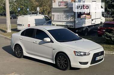 Седан Mitsubishi Lancer 2016 в Киеве