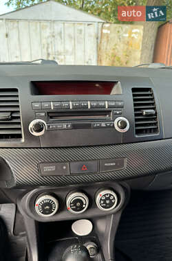 Хэтчбек Mitsubishi Lancer 2009 в 