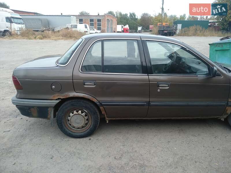 Седан Mitsubishi Lancer 1991 в Харкові