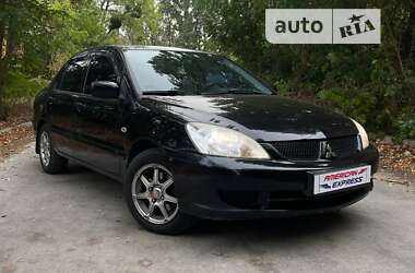 Седан Mitsubishi Lancer 2008 в Киеве