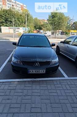 Седан Mitsubishi Lancer 2006 в Киеве