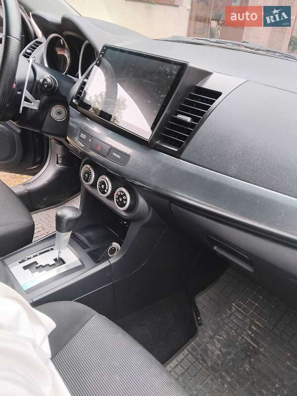 Седан Mitsubishi Lancer 2008 в Ивано-Франковске