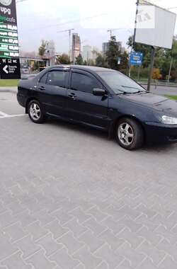 Седан Mitsubishi Lancer 2005 в Киеве