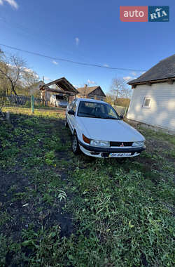 Седан Mitsubishi Lancer 1991 в 