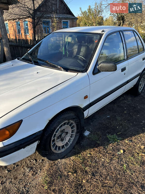 Седан Mitsubishi Lancer 1991 в Любомле