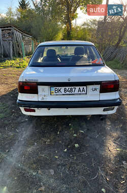 Седан Mitsubishi Lancer 1991 в 