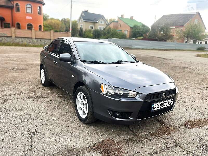 Седан Mitsubishi Lancer 2009 в Полтаві