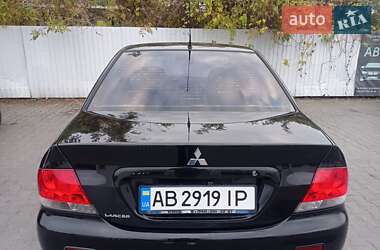 Седан Mitsubishi Lancer 2004 в Вінниці