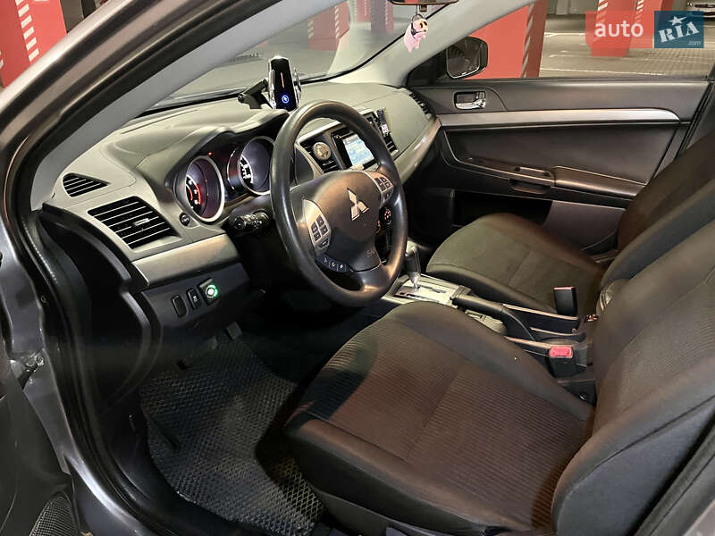 Седан Mitsubishi Lancer 2015 в Киеве фото 17 Седан Mitsubishi Lancer 2015 в Киеве