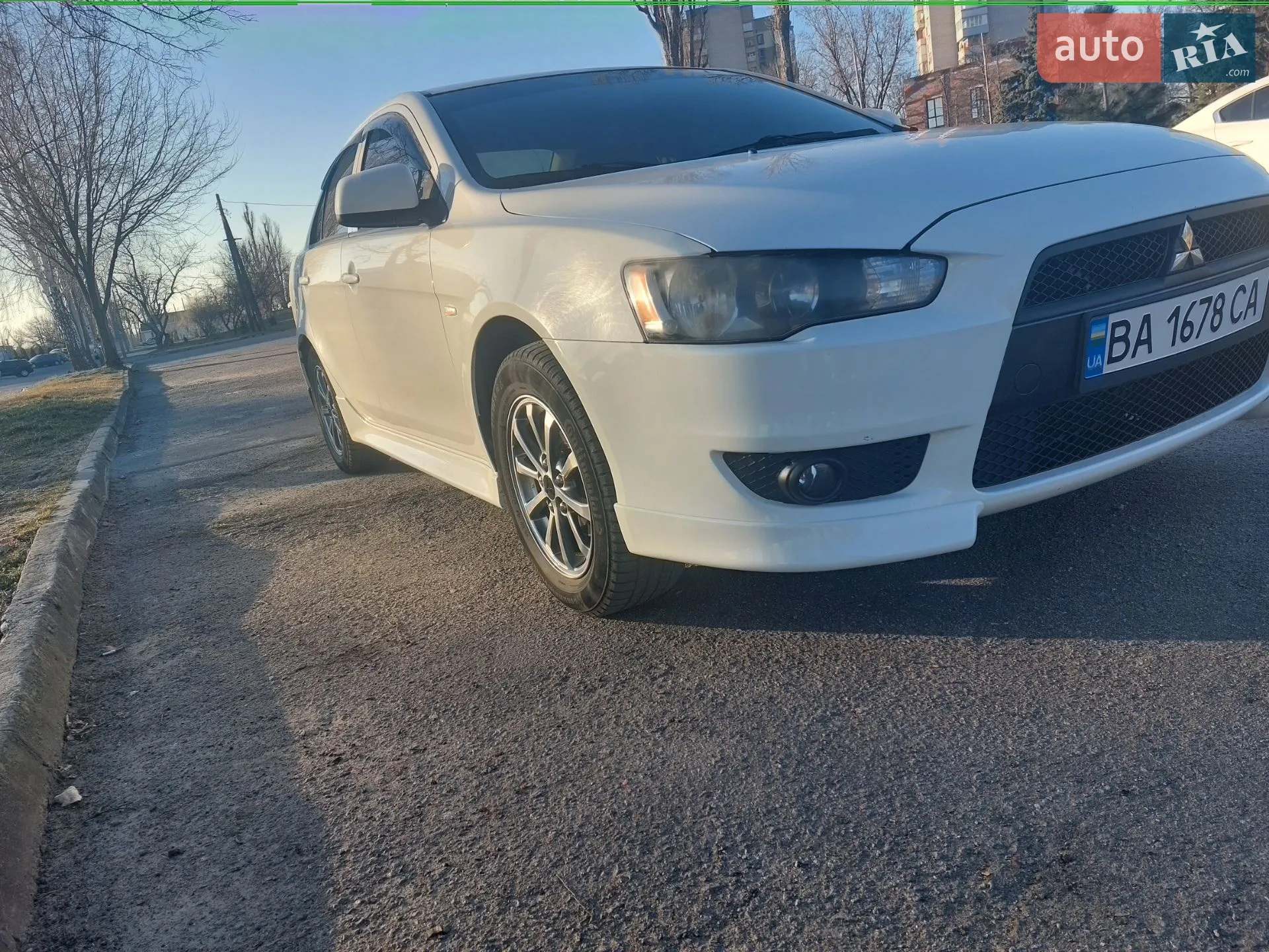 2011 Mitsubishi Lancer - мініатюра 2