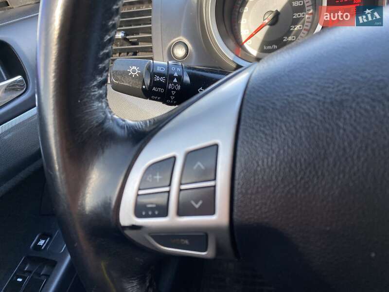 Седан Mitsubishi Lancer 2008 в Львове