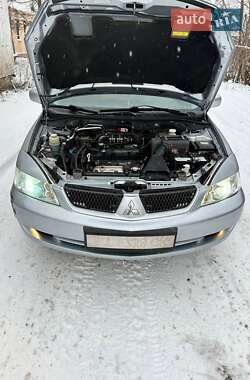 Седан Mitsubishi Lancer 2005 в Сумах