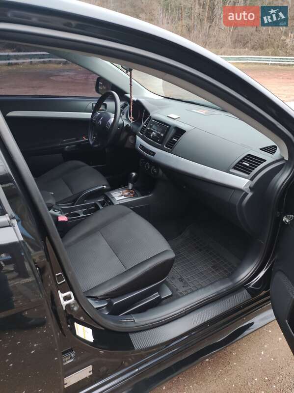 Седан Mitsubishi Lancer 2011 в Коростені