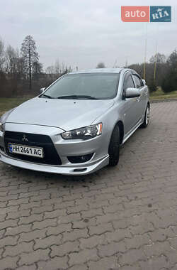 Седан Mitsubishi Lancer 2010 в Бродах