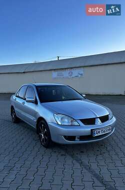 Седан Mitsubishi Lancer 2006 в Чернівцях