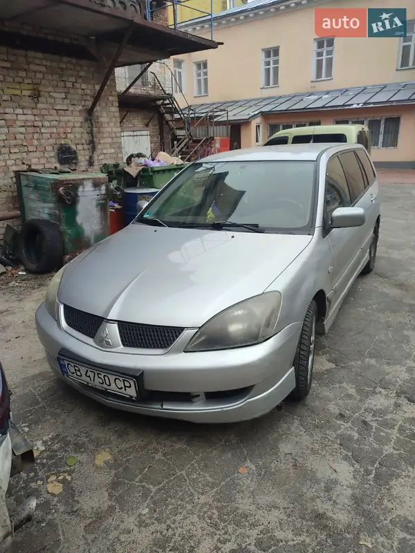 Mitsubishi Lancer