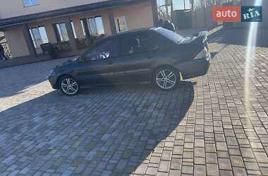 Седан Mitsubishi Lancer 2004 в 