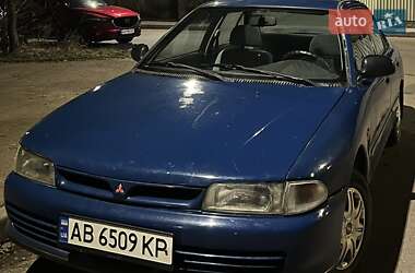 Седан Mitsubishi Lancer 1993 в Виннице