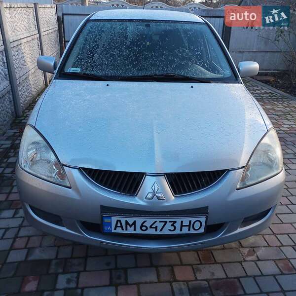 Універсал Mitsubishi Lancer 2004 в Лугинах