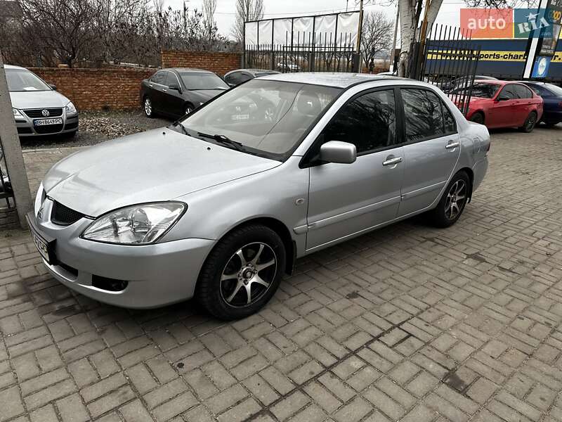 Седан Mitsubishi Lancer 2006 в Николаеве