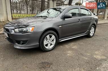 Седан Mitsubishi Lancer 2008 в Чернівцях