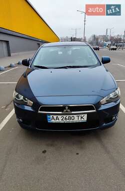 Седан Mitsubishi Lancer 2009 в Києві