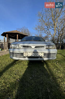 Седан Mitsubishi Lancer 1995 в 
