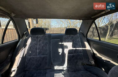 Седан Mitsubishi Lancer 1995 в 