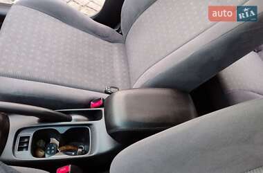 Седан Mitsubishi Lancer 2004 в 
