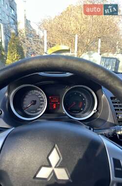 Хэтчбек Mitsubishi Lancer 2009 в 
