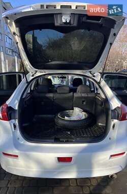Хэтчбек Mitsubishi Lancer 2009 в 