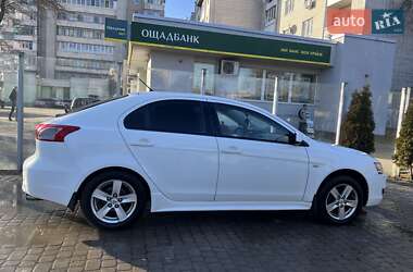 Хэтчбек Mitsubishi Lancer 2009 в 
