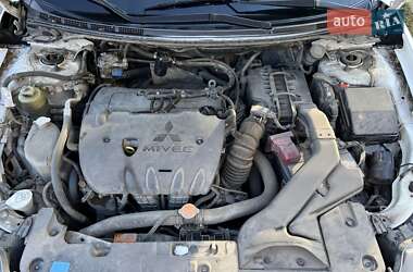 Хэтчбек Mitsubishi Lancer 2009 в 