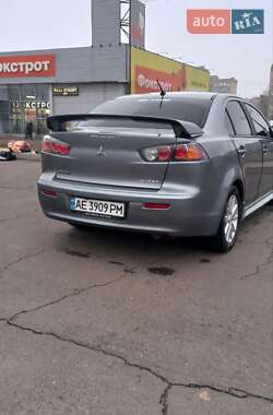 Седан Mitsubishi Lancer 2016 в Кривом Роге