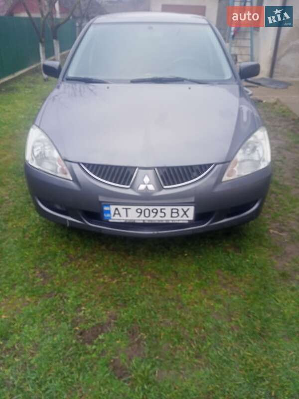 Седан Mitsubishi Lancer 2005 в Тлумаче