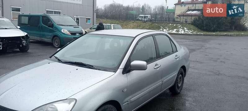 Седан Mitsubishi Lancer 2006 в Львове