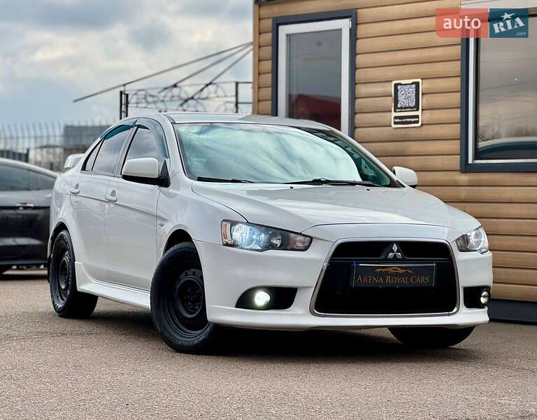 Седан Mitsubishi Lancer 2012 в Киеве