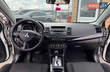 Седан Mitsubishi Lancer 2012 в Киеве