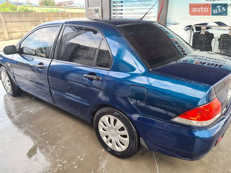 Седан Mitsubishi Lancer 2005 в Мукачево