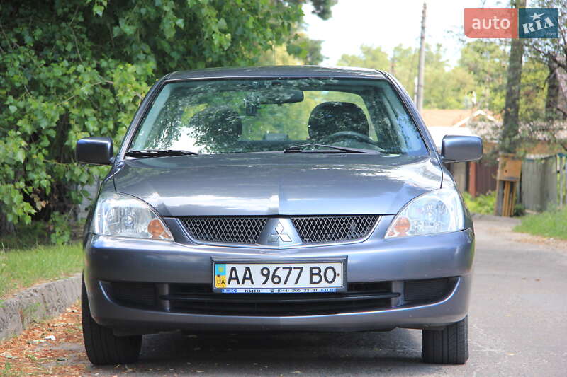 Седан Mitsubishi Lancer 2006 в Киеве