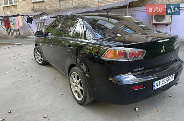 Седан Mitsubishi Lancer 2010 в Киеве