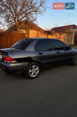 Седан Mitsubishi Lancer 2004 в 