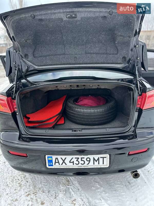 Седан Mitsubishi Lancer 2007 в Изюме