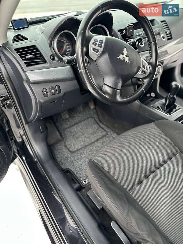 Седан Mitsubishi Lancer 2007 в Изюме