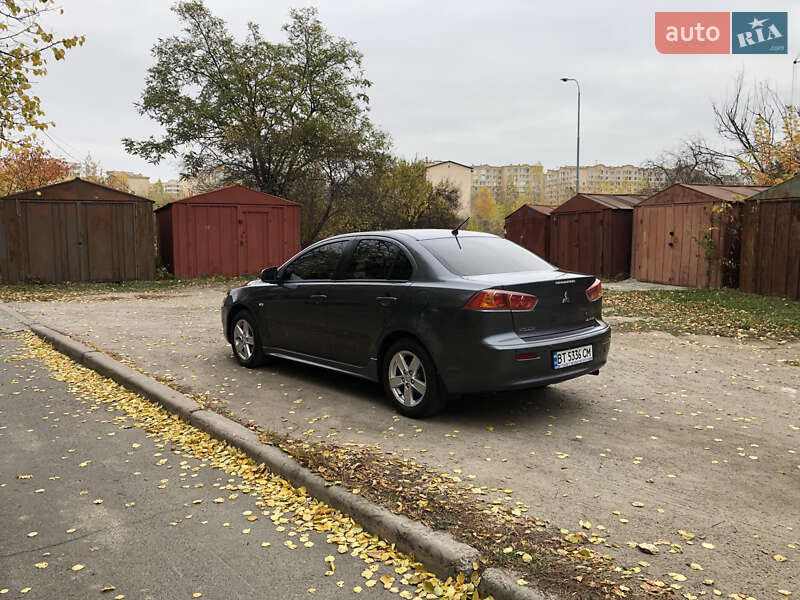 Седан Mitsubishi Lancer 2008 в Вишневом