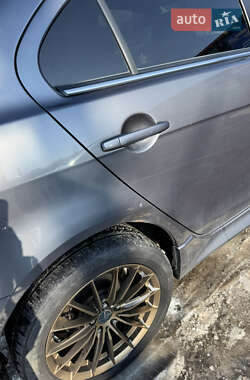 Седан Mitsubishi Lancer 2010 в 
