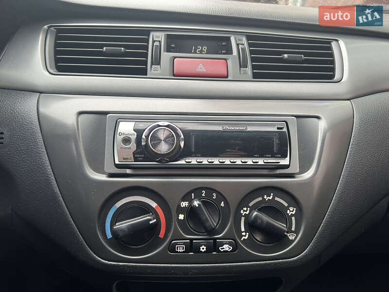 Седан Mitsubishi Lancer 2007 в Івано-Франківську